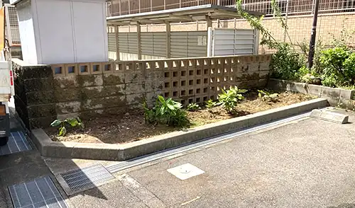 神戸市中央区・新生田川住宅6号棟様・人力除草・低木切り下げ / 施工後