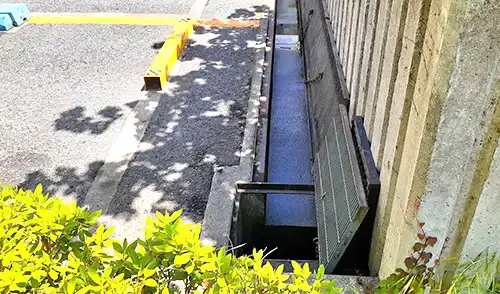 神戸市東灘区・本山第二住宅駐車場様・側溝清掃 / 施工後