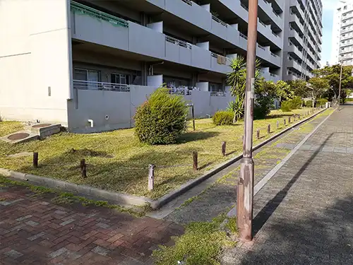神戸市東灘区・ウェストコート様・年間管理・草刈作業 / 施工後
